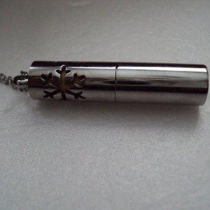 New Oil diffuser aromatherapy necklace 187 FINAL MARKDOWN